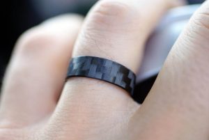 Black pure carbon fiber ring