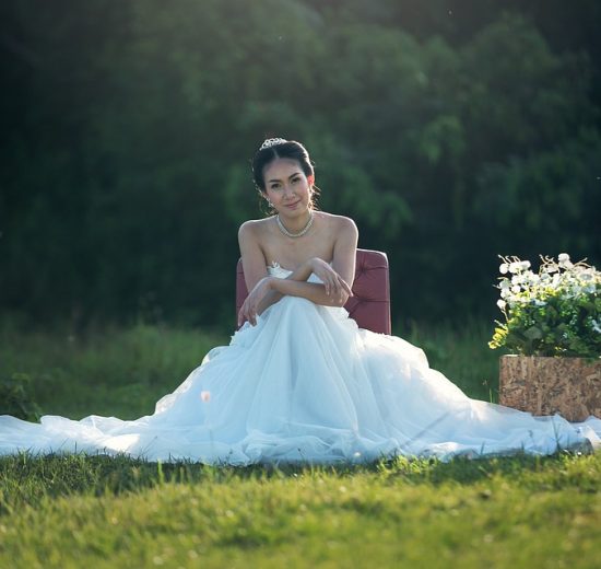 Jewelry for wedding dress
