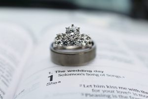 i1 clarity diamond in engagement ring