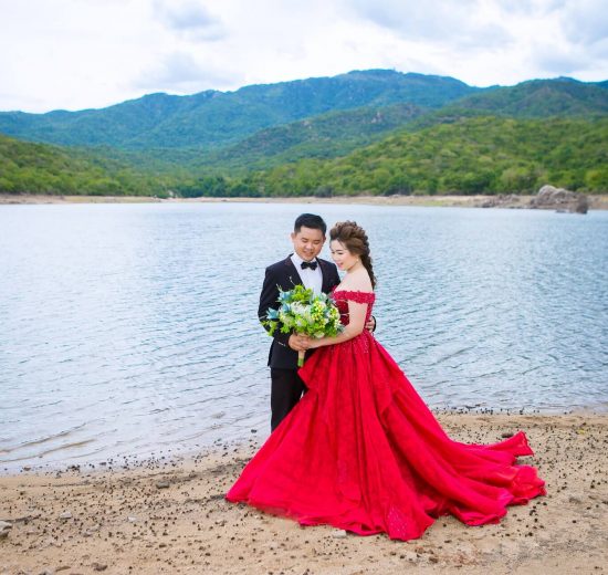 Meaning behind wearing a red wedding dress