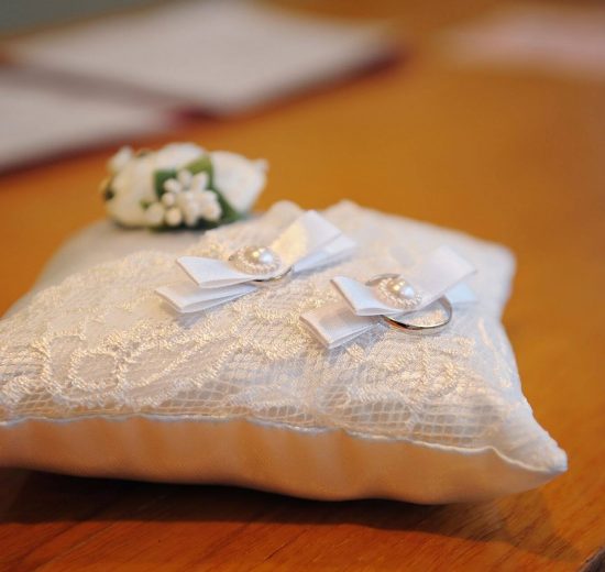 Ring bearer pillow guide