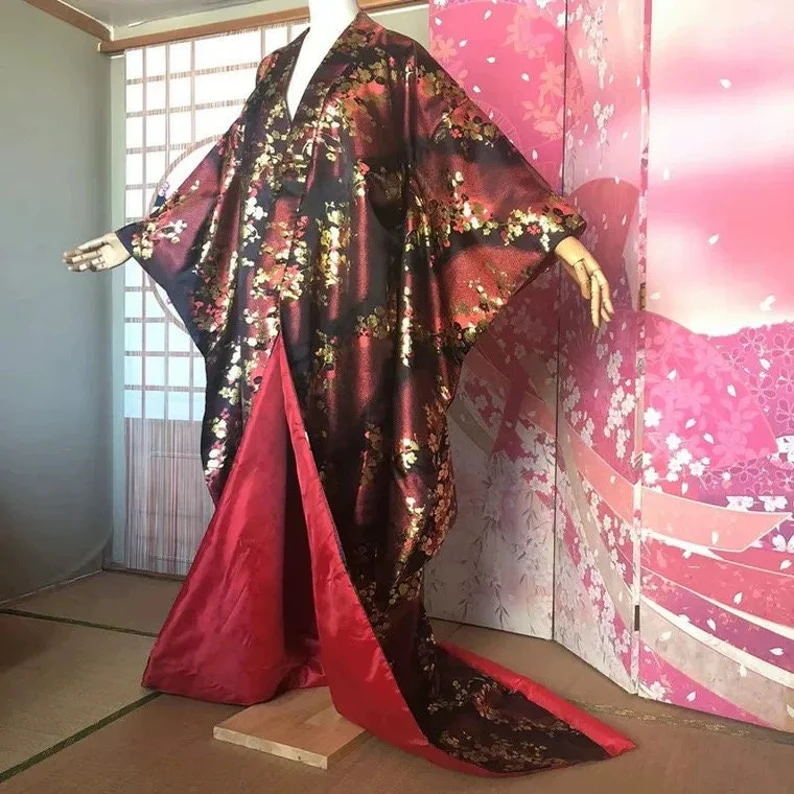 japanese brocade kimono in a manequin