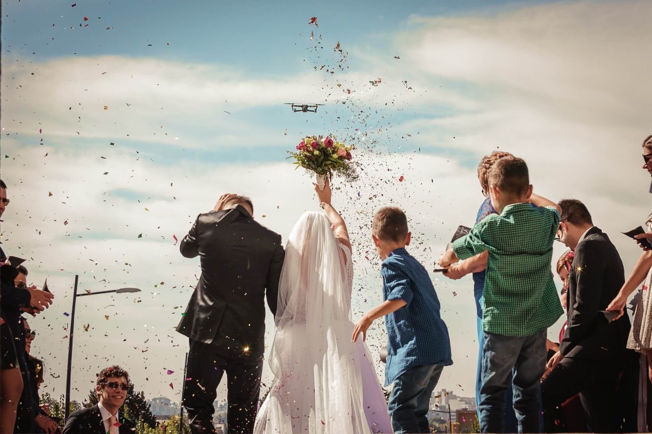drones for wedding photography