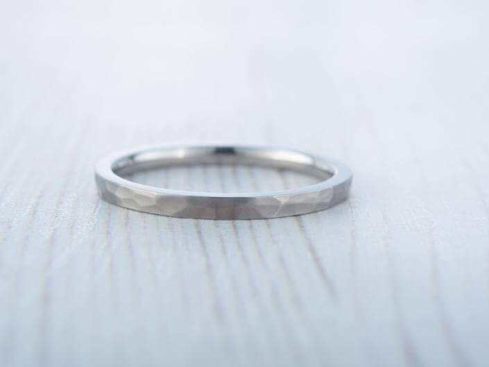 Women's titanium ring